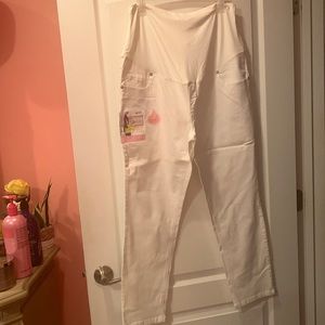 White maternity ankle jean